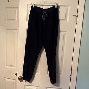 Figs Women's Navy Jogger Scrub Pants